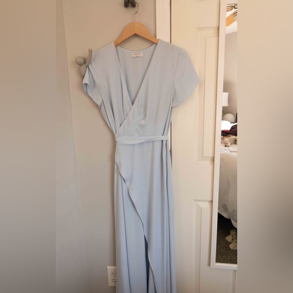 Aritzia Babaton Light Blue Wrap Maxi dress. Altered to a size Medium. - Picture 4 of 6